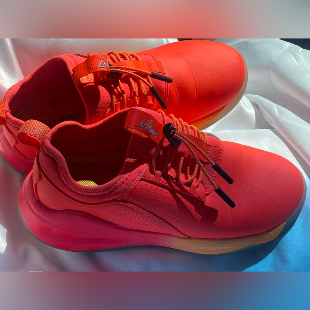 Elive Red Women's Sneakers